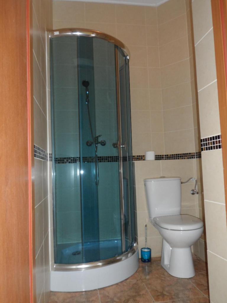 Hotelik Gold Raszyn Rum bild